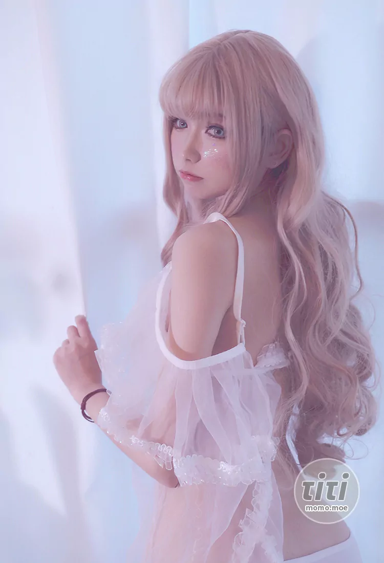 桃濑衣衣 – NO.001 白色情趣私房 [20P-26MB]