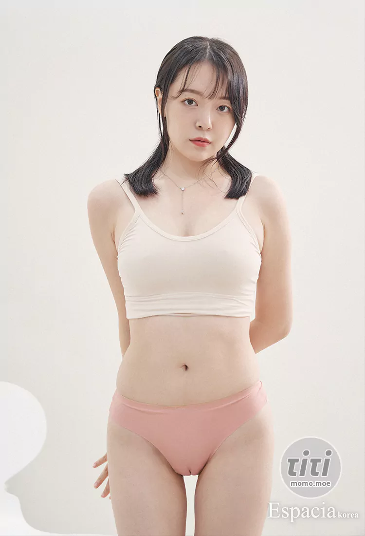 [Espacia Korea] ESP#005 HYUNIE [47P-446MB]