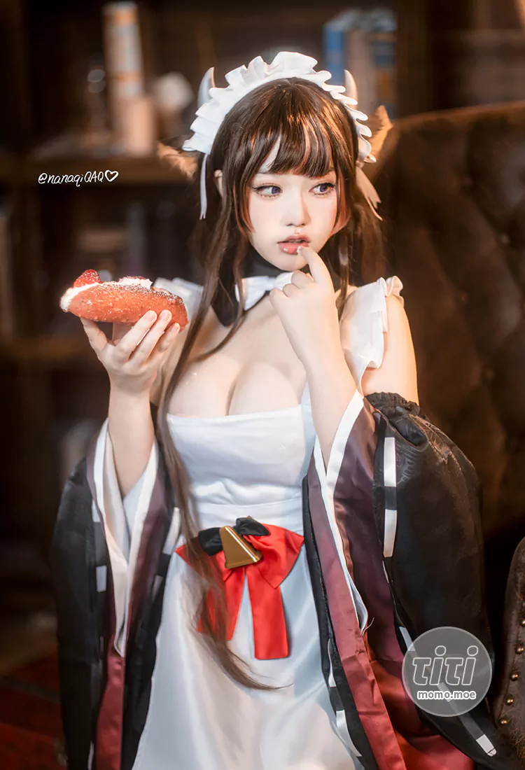 七七娜娜子 – NO.010 樫野牛牛女仆 [42P7V-250MB]