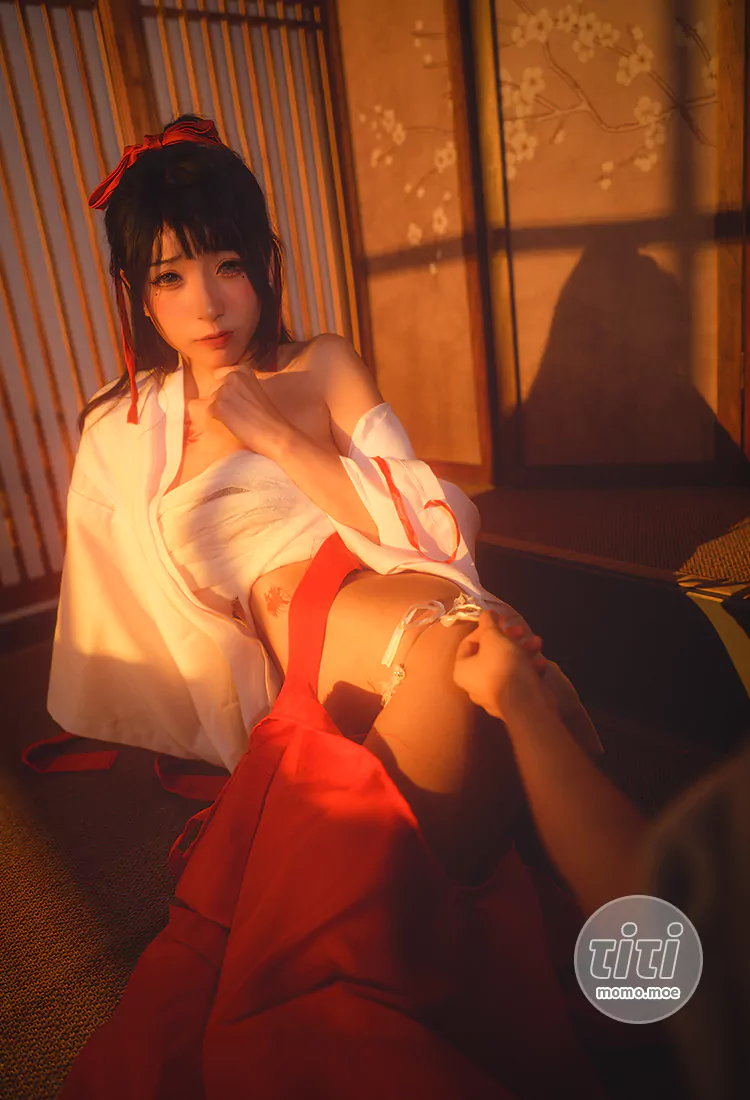 特软儿Sona 3套COS套图合集 持续更新