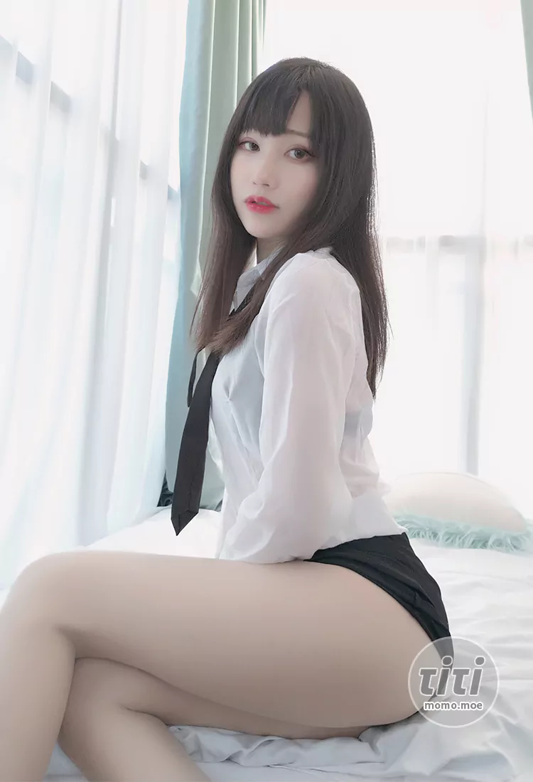 木之本果 – NO.12 秘書さんは退勤後です [108P4V-369MB]