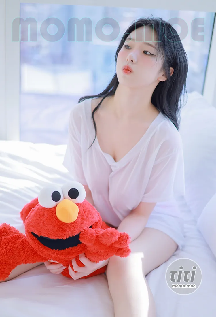 Yeon Woo (연우) – NO.020 naked [215P+10V-4.69GB]