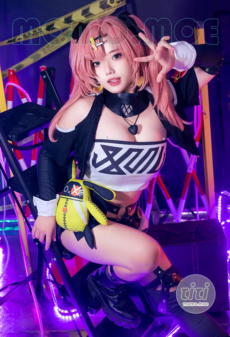 Messie Huang – NO.025 Nicole [88P-816M]