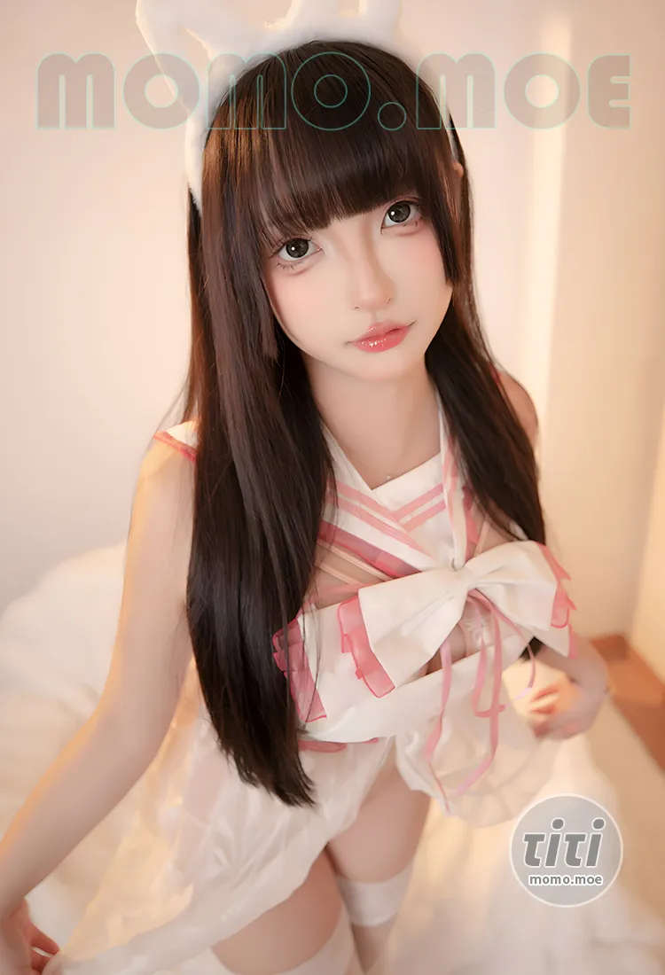 神楽坂真冬 – NO.212 白猫公主 [75P+2V-401M]