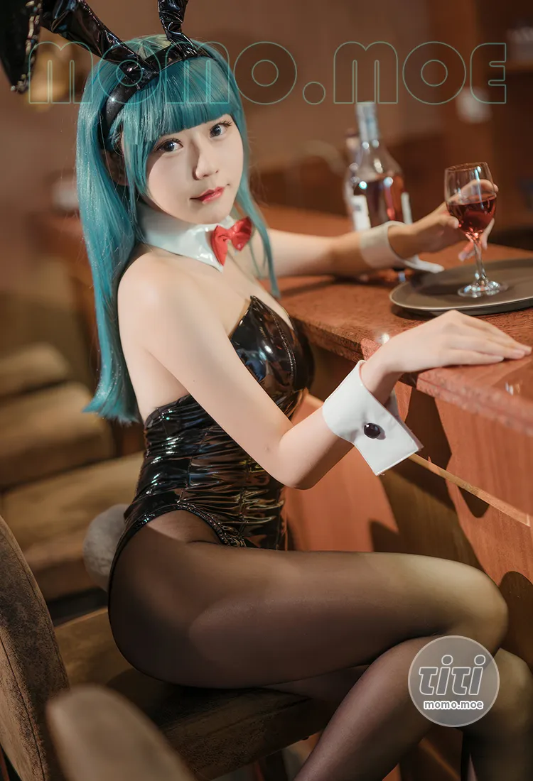 香草喵露露 – NO.63 七龙珠 布玛 兔女郎 [30P-222MB]