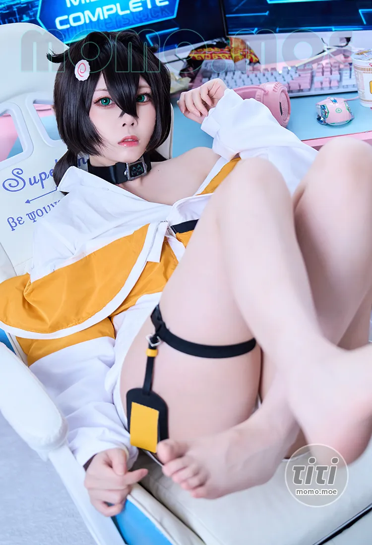 Maou Mo – NO.001 Trony [37P-232M]