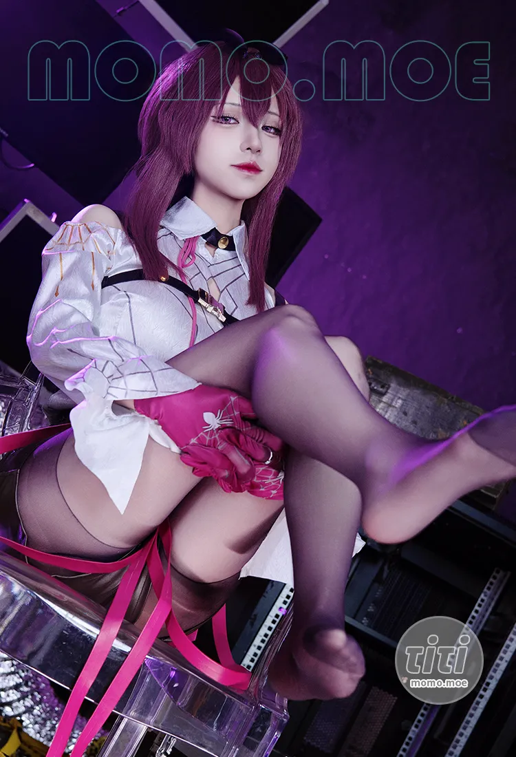 双木扶苏 – NO.004 崩坏：星穹铁道 卡芙卡 [30P-338M]