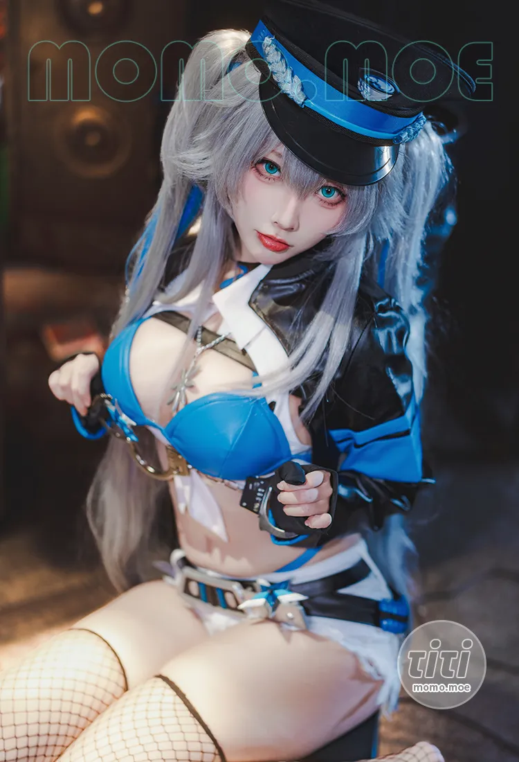 宮本桜 – NO.024 交错战线 刃齿 女警 [22P-380M]