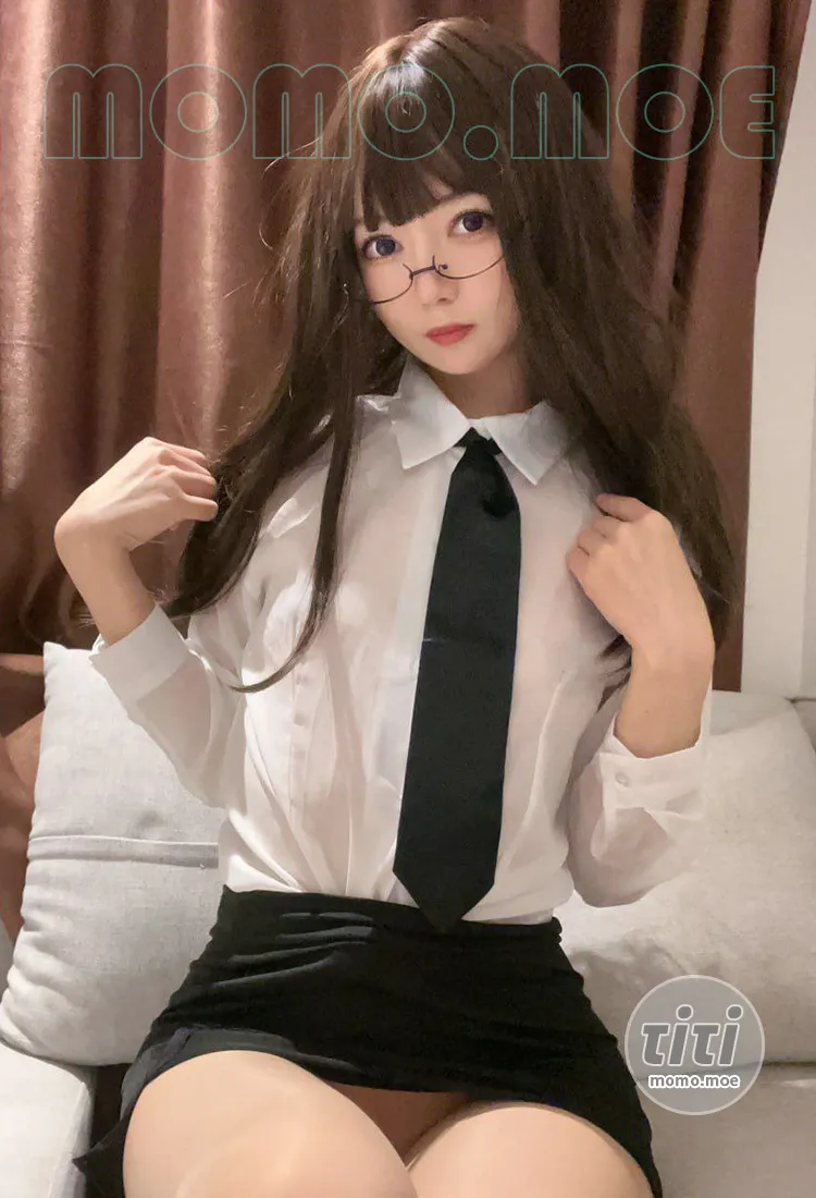 51酱 – NO.019 肉丝眼镜娘 [51P+7V-235M]