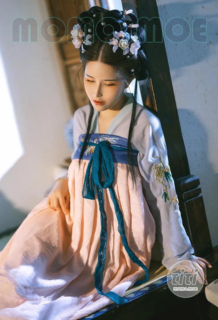 鹿八岁 – NO.075 花想容 [60P+1V-3.02G]