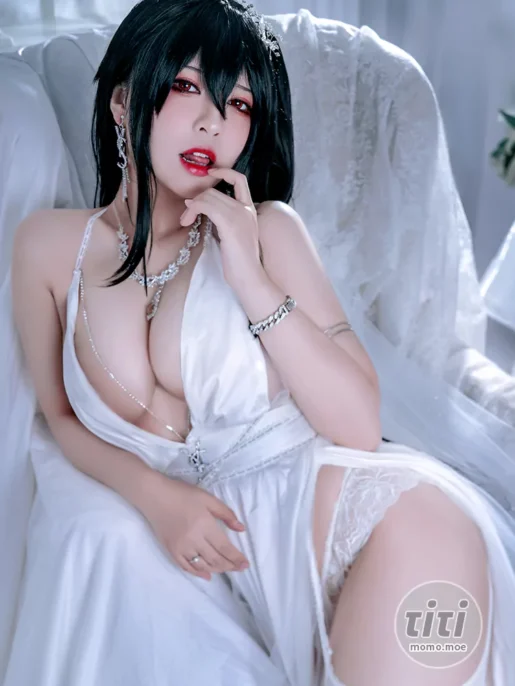 半半子 丰满妹纸63套cos写真合集 持续更新中