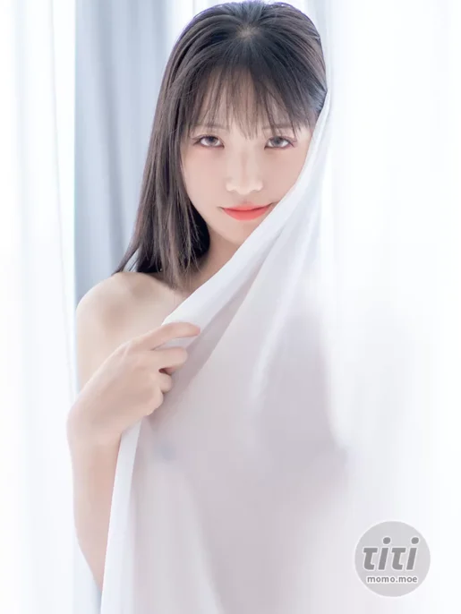 西瓜少女 无码流出NOV 05 定制牛仔裙 [53P+1V-1.58GB]