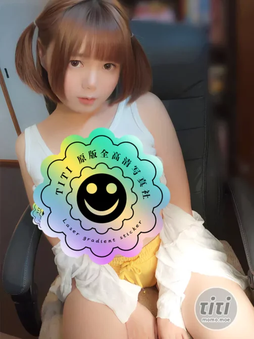 きょう肉肉(Nikumikyo)  Fantia 2022年4月 合集 [34P+30V-2.37GB]