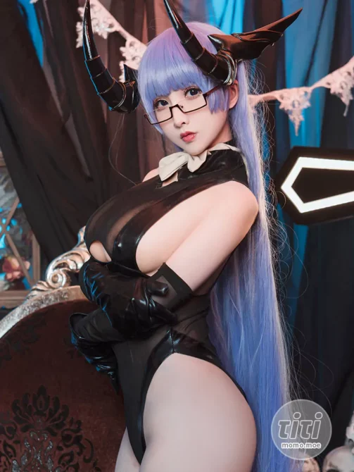 rioko凉凉子 – NO.095 Gneisenau (Azur Lane) [27P+329M]