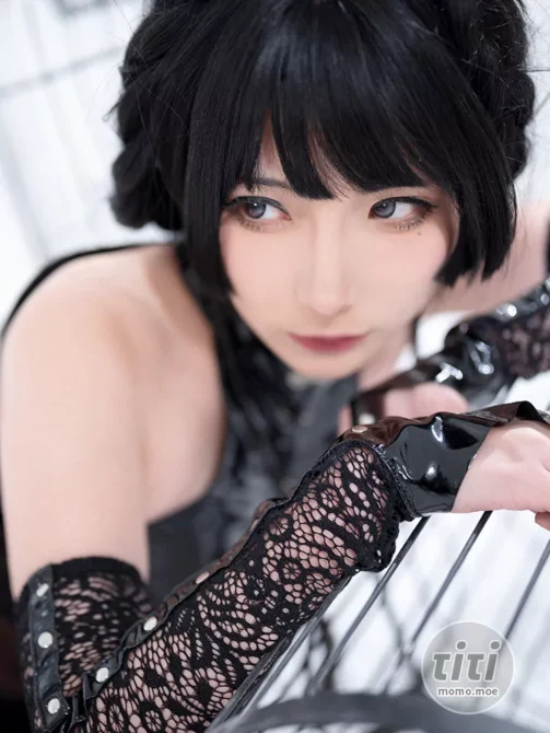 是三不是世w – NO.10 功夫旗袍 [18P-426MB]