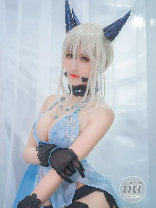 三度_69 – NO.73 黑枪呆 [50P-321MB]