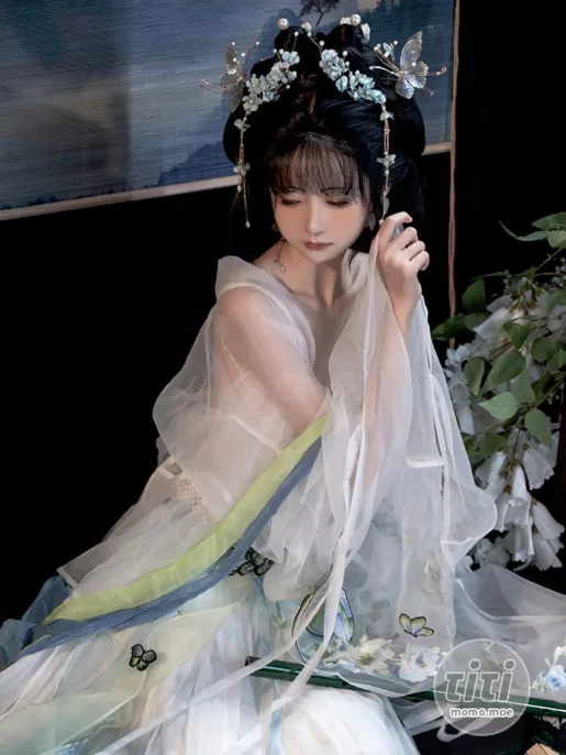 金鱼kinngyo(花音栗子) – NO.027 苍梧谣 [60P1V-1.31GB]