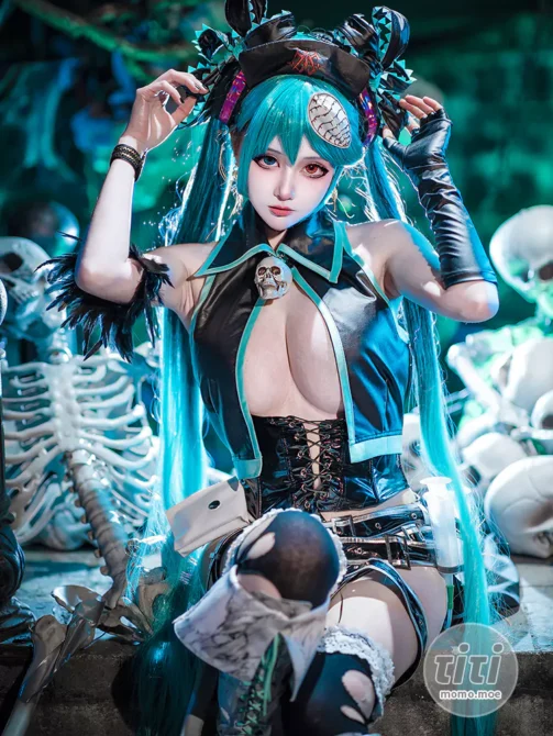 凛子酱 – NO.012 骸音 [27P-189M]