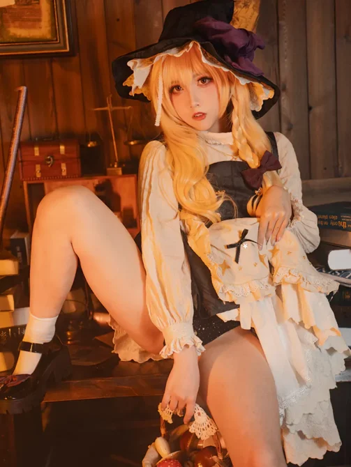 小和甜酒 – NO.001 魔理沙吃了蘑菇之后 [41P1V-330MB]