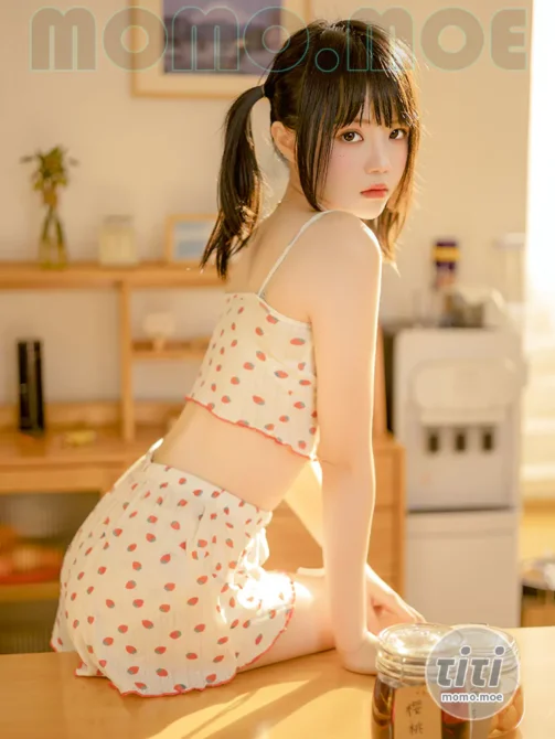 桜桃喵 – NO.160 瞌睡 [43P-222MB]