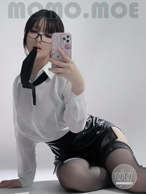 幼愛Youmeko – NO.13 黑丝眼镜OL [28P-87MB]