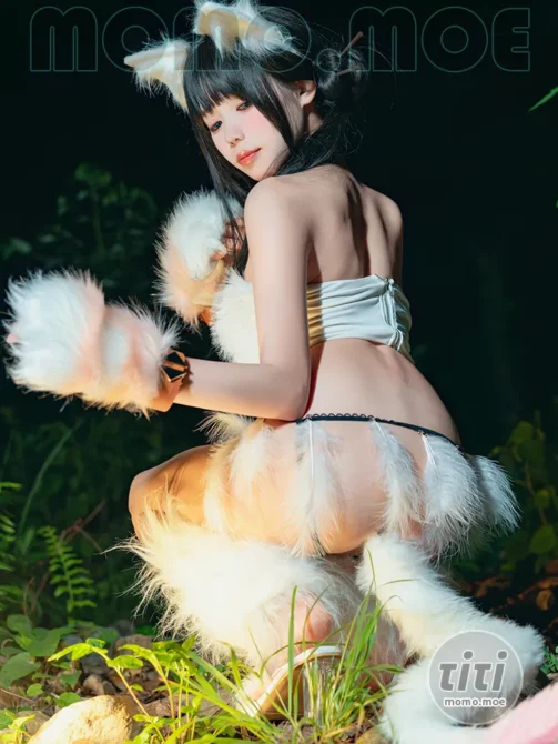 黏黏团子兔 – NO.072 (咬一口兔娘) 8月T3订阅 狐灵 [55P+1V-1.26GB]