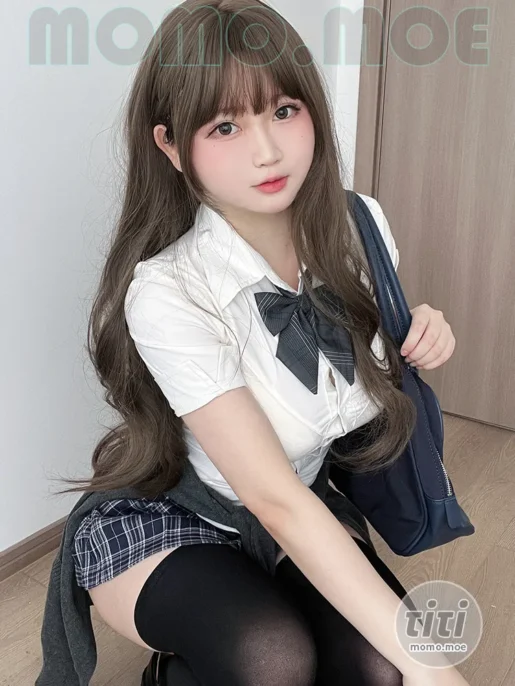 是依酱呀（是依酱吖） – NO.075 学姐的日常 [35P3V-283M]