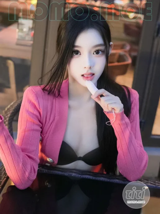 龙雪儿 – NO.001 暴力撕破黑丝 [69P+2V-867MB]