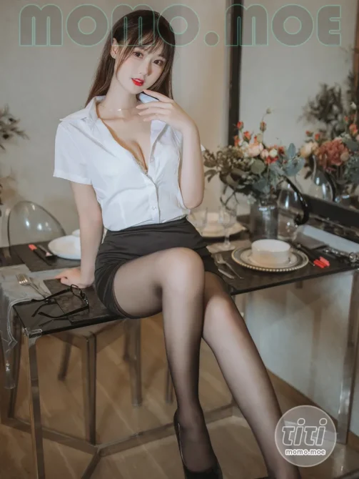 羽生三未 – NO.013 黑丝包臀OL [40P-624MB]