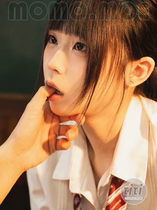 安曜曜 – NO.001 教室放学后 [68P-294MB]