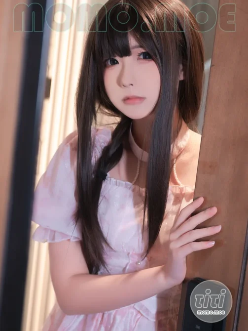 Quan冉有点饿 – NO.011 潜入 [21P-120MB]