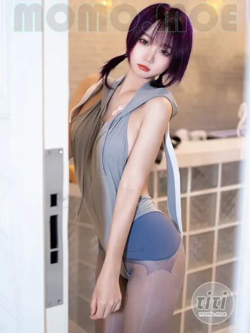 柒柒要乖哦 – NO.53 小灰兔 [71P+1V-510MB]