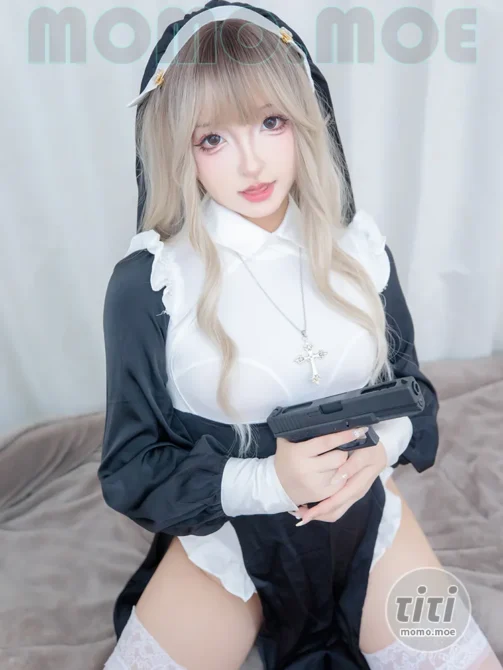 神楽坂真冬 – NO.194 战斗修女 [75P+2V-239MB]