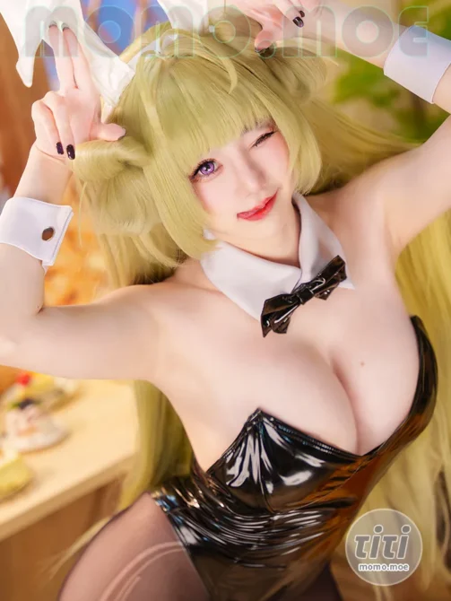 Sally Dorasnow – NO.063 Bunny Soda [43P-642MB]