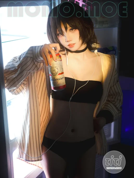 纸悦Etsu_ko – NO.007 美咲泳装 [28P-227MB]