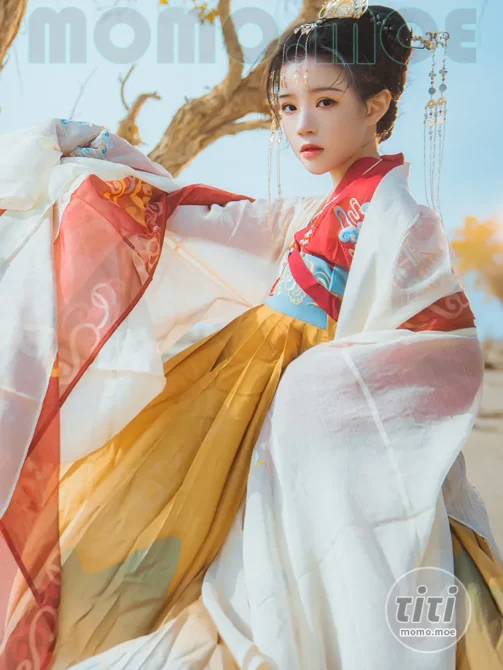 桜桃喵 – NO.211 惊鸿 [15P-375M]