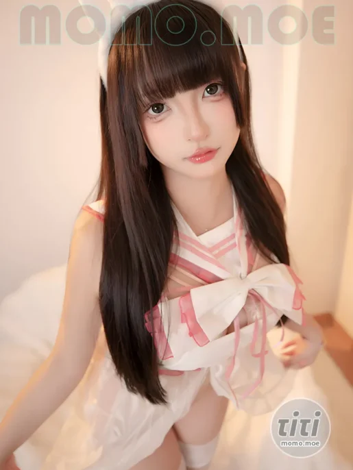 神楽坂真冬 – NO.212 白猫公主 [75P+2V-401M]