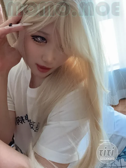 贝贝琪Becky – NO.024 椭圆的地球 [25P-185M]