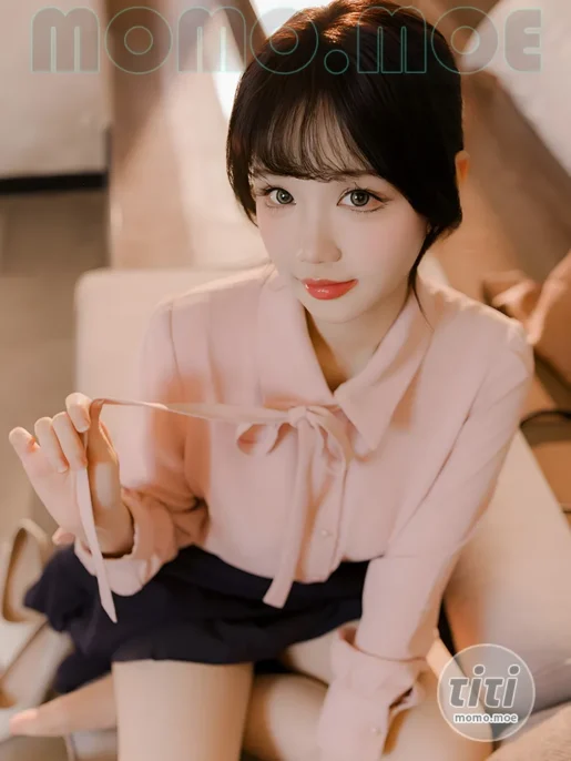 雪晴Astra – NO.086 肉丝通勤OL [71P+1V-1.36G]