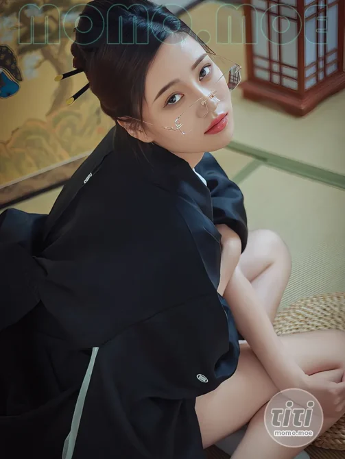 年年 – NO.128 未亡人 [50P-219M]