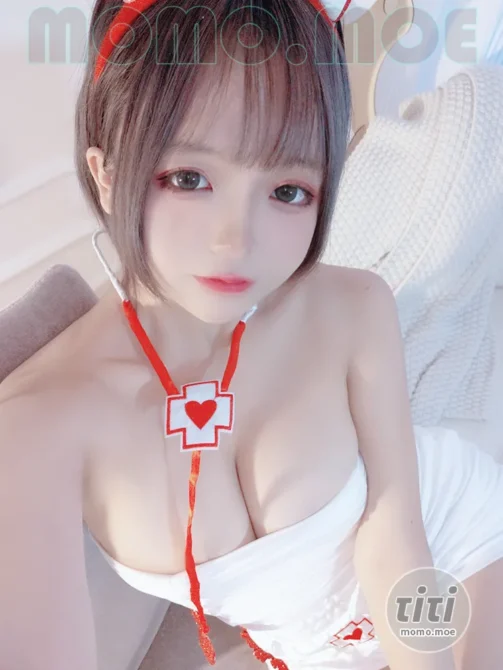 日奈娇 – NO.220 护士姐姐 [51P-67M]