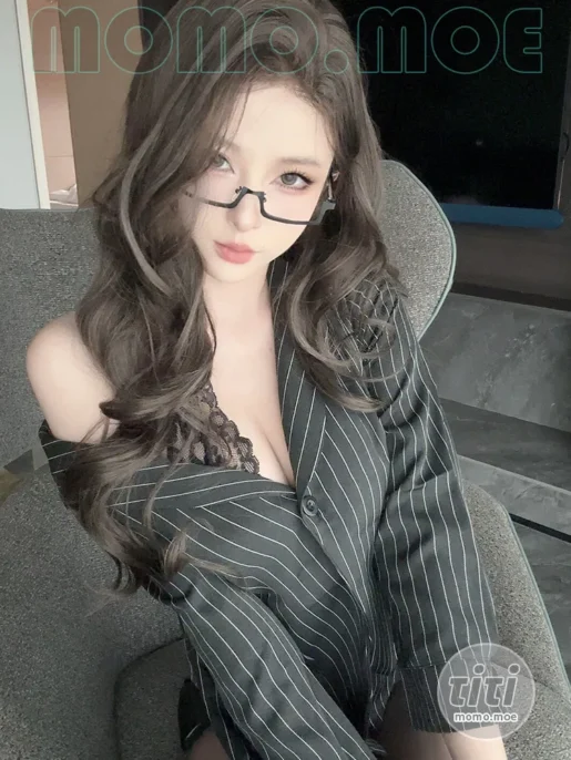 G44不会受伤 – NO.147 老板午休室 [58P+1V-332M]