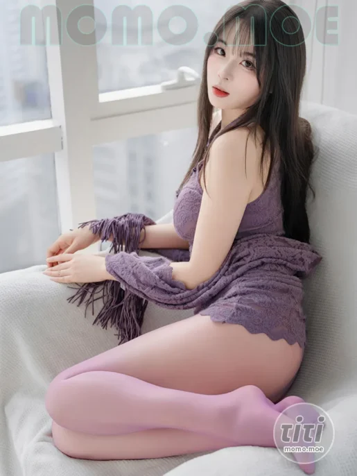 轩萧学姐 – NO.079 紫色旗袍红丝 [74P+1V-499M]