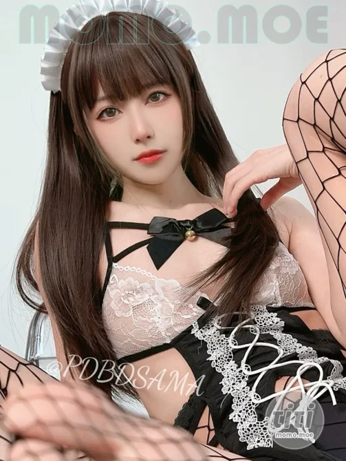 布丁大法 – NO.265 女仆网袜 [22P+2V-93M]